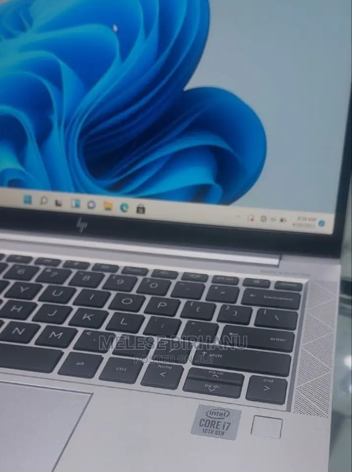 New Laptop HP EliteBook 830 G8 16GB Intel Core i7 SSD 512GB