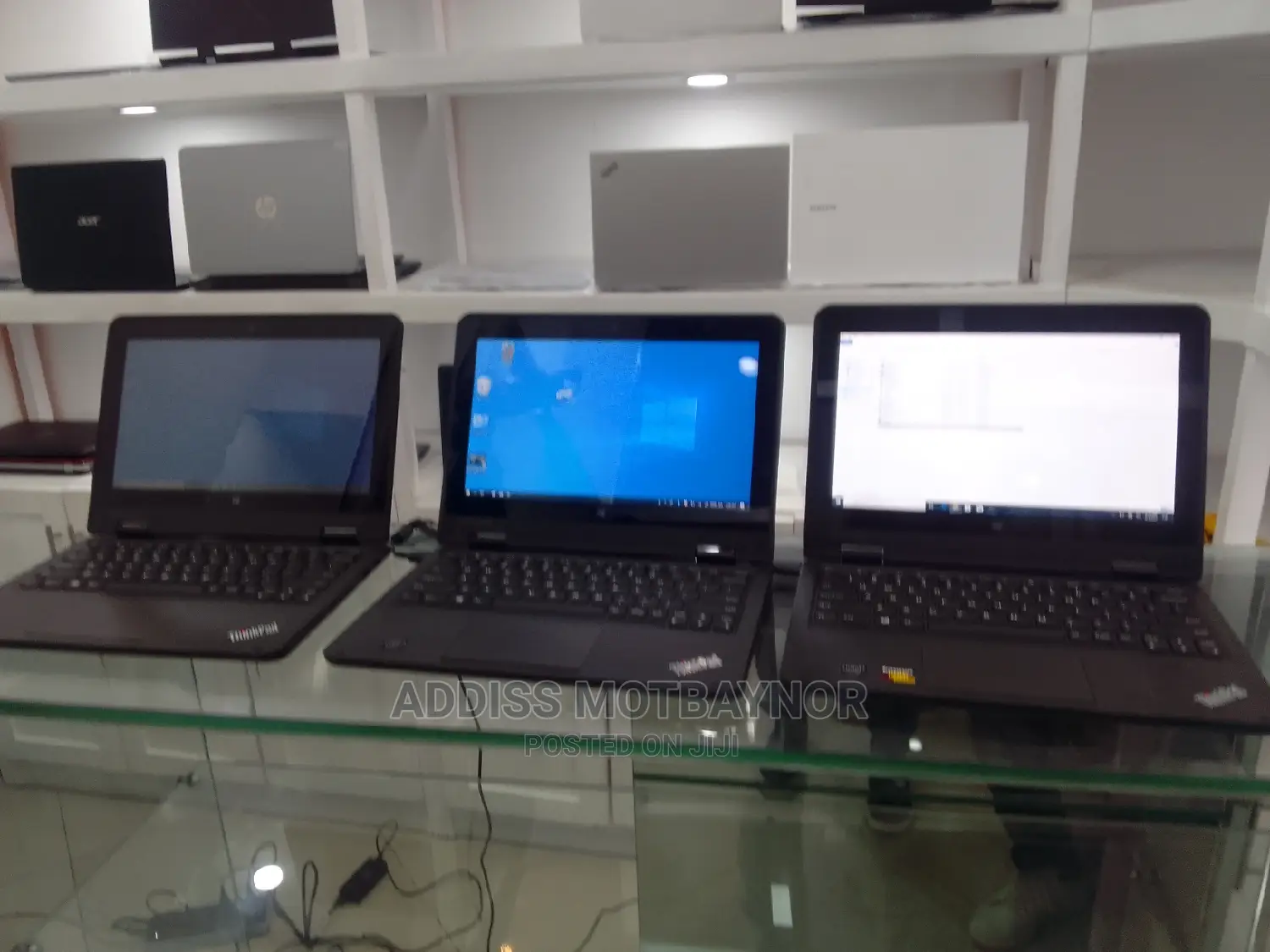 New Laptop Lenovo ThinkPad Yoga 4GB Intel Core I3 HDD 500GB