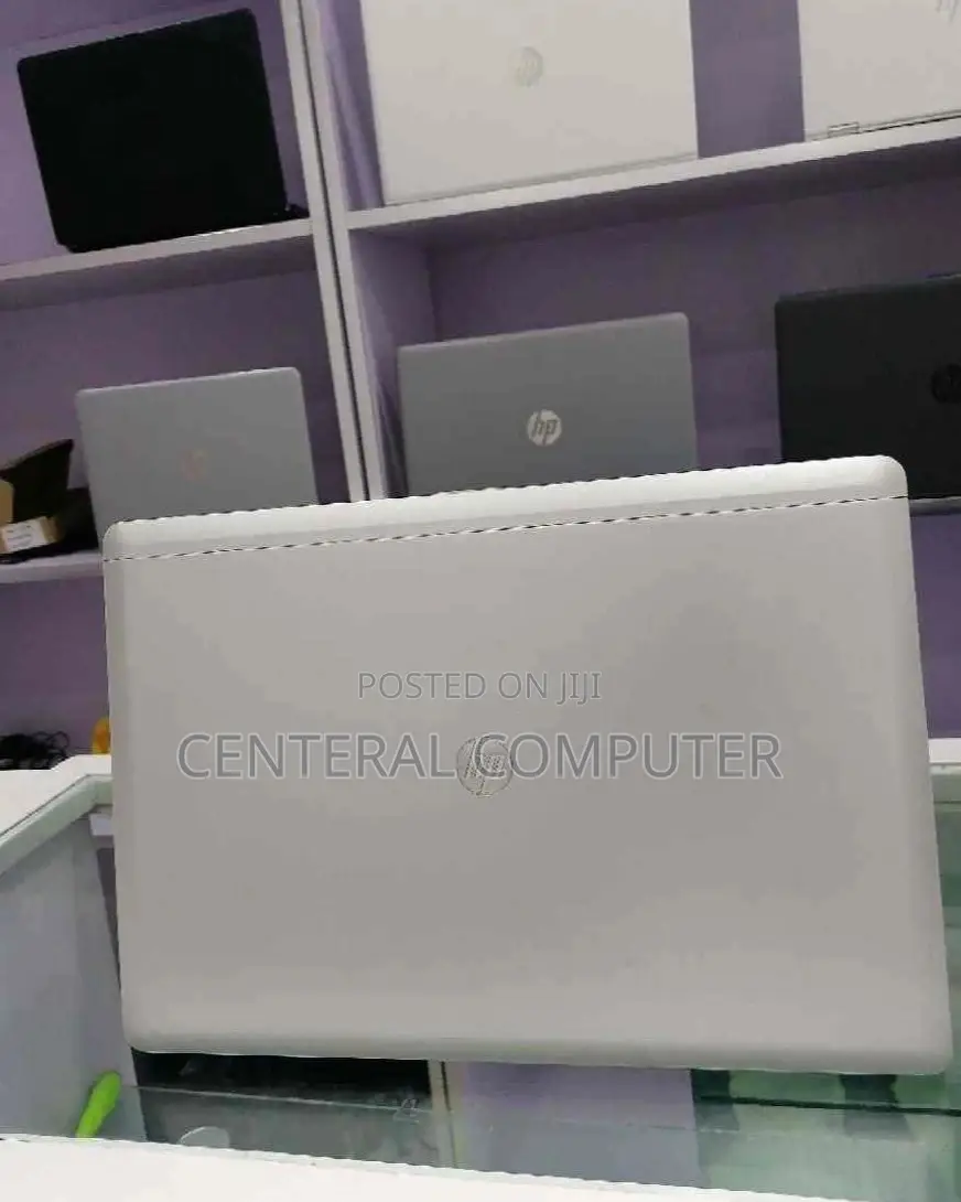 New Laptop HP EliteBook Folio 1020 G1 4GB Intel Core I5 SSD 500GB