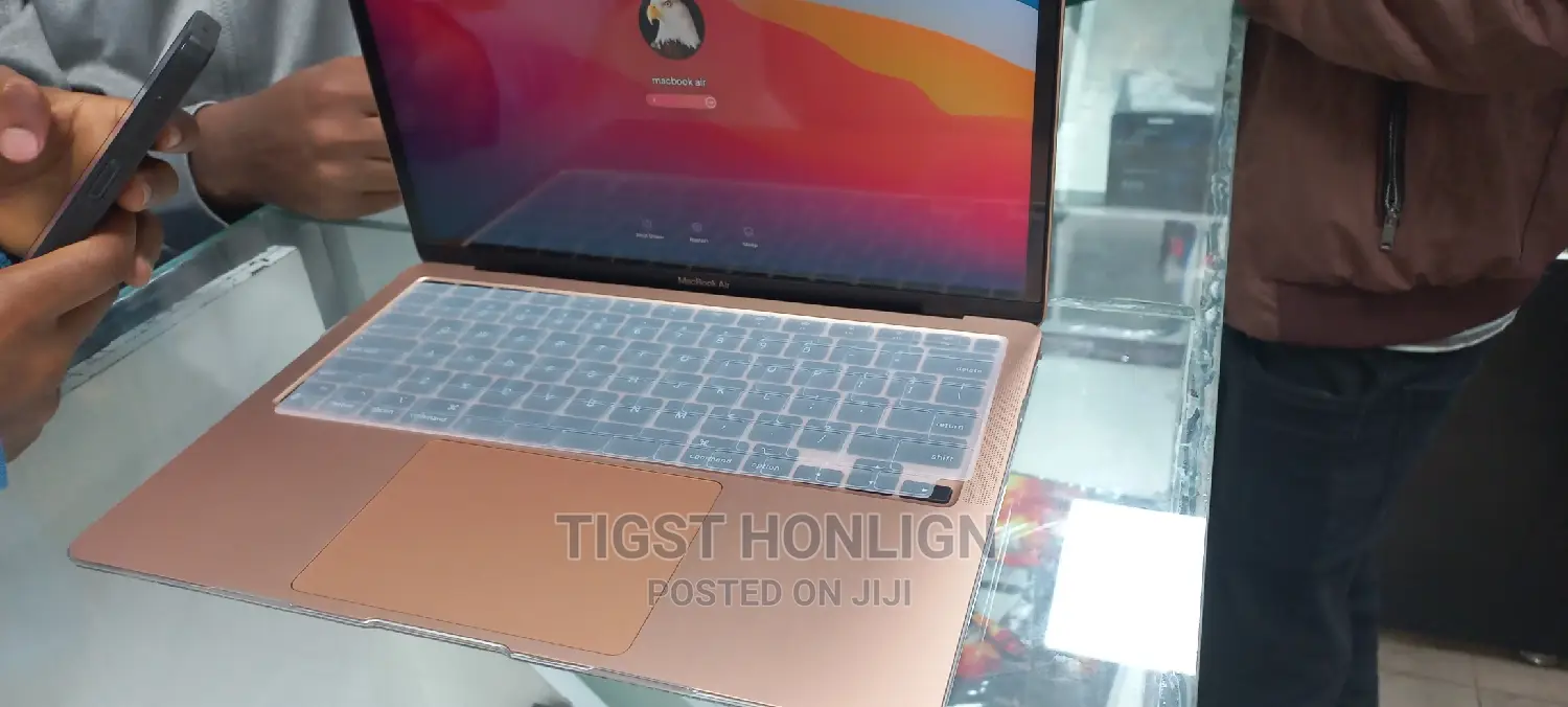 New Laptop Apple MacBook Air 2020 8GB Intel Core I5 SSD 512GB