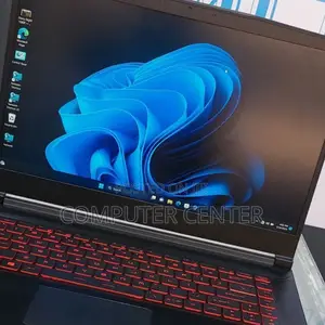 New Laptop MSI GF63 16GB Intel Core I7 SSD 512GB