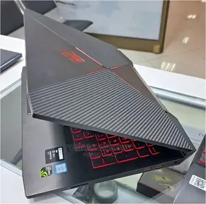 New Laptop HP Omen X 8GB Intel Core I5 HDD 1T