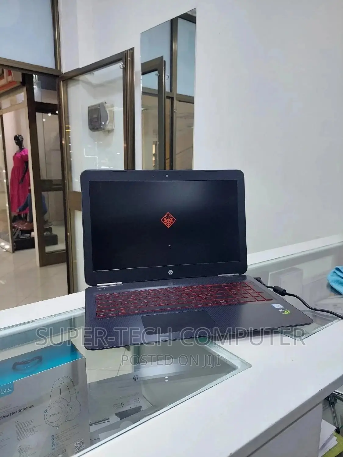 New Laptop HP Omen X 8GB Intel Core I5 HDD 1T