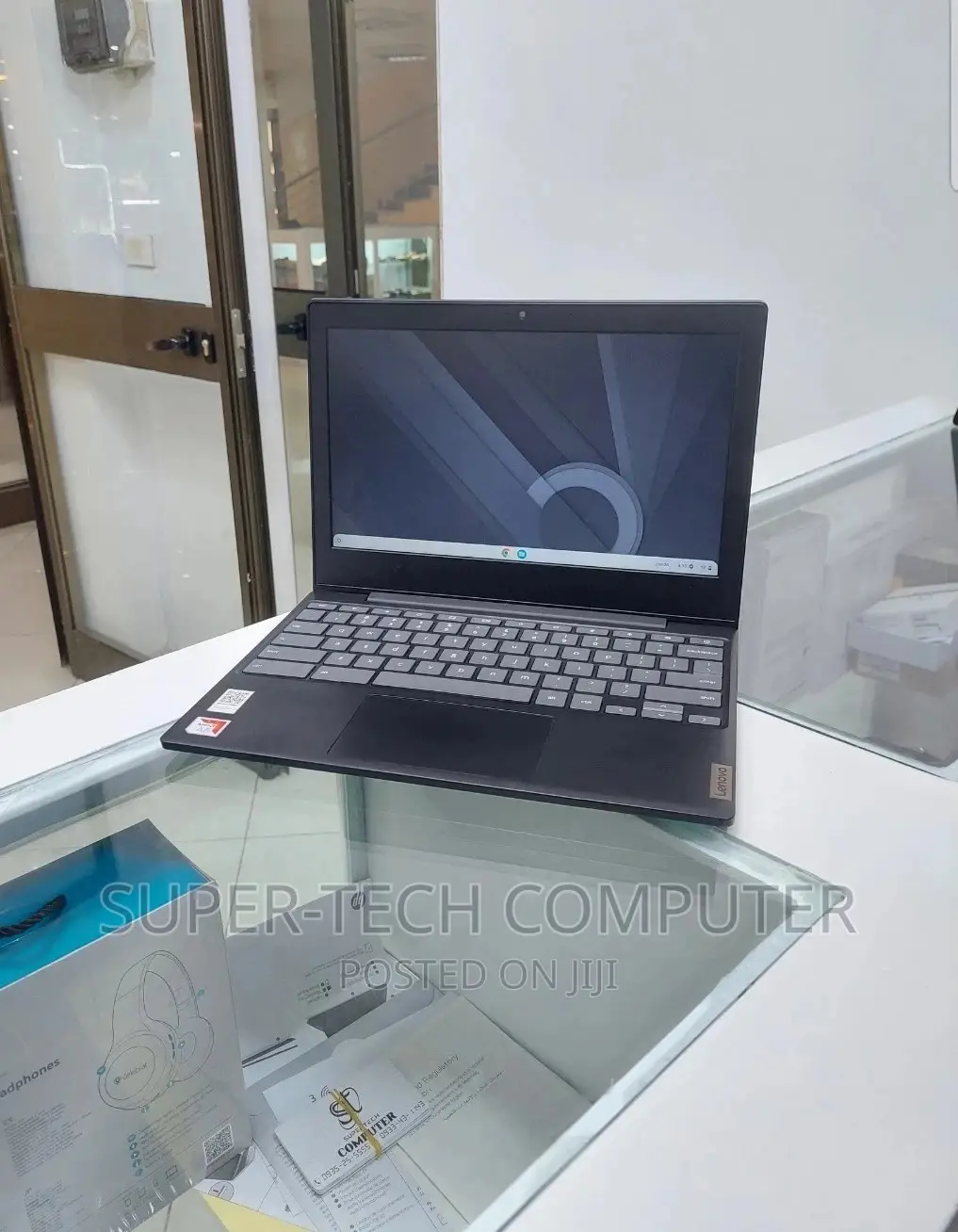 New Laptop Lenovo Chromebook C630 4GB AMD A6 SSD 60GB