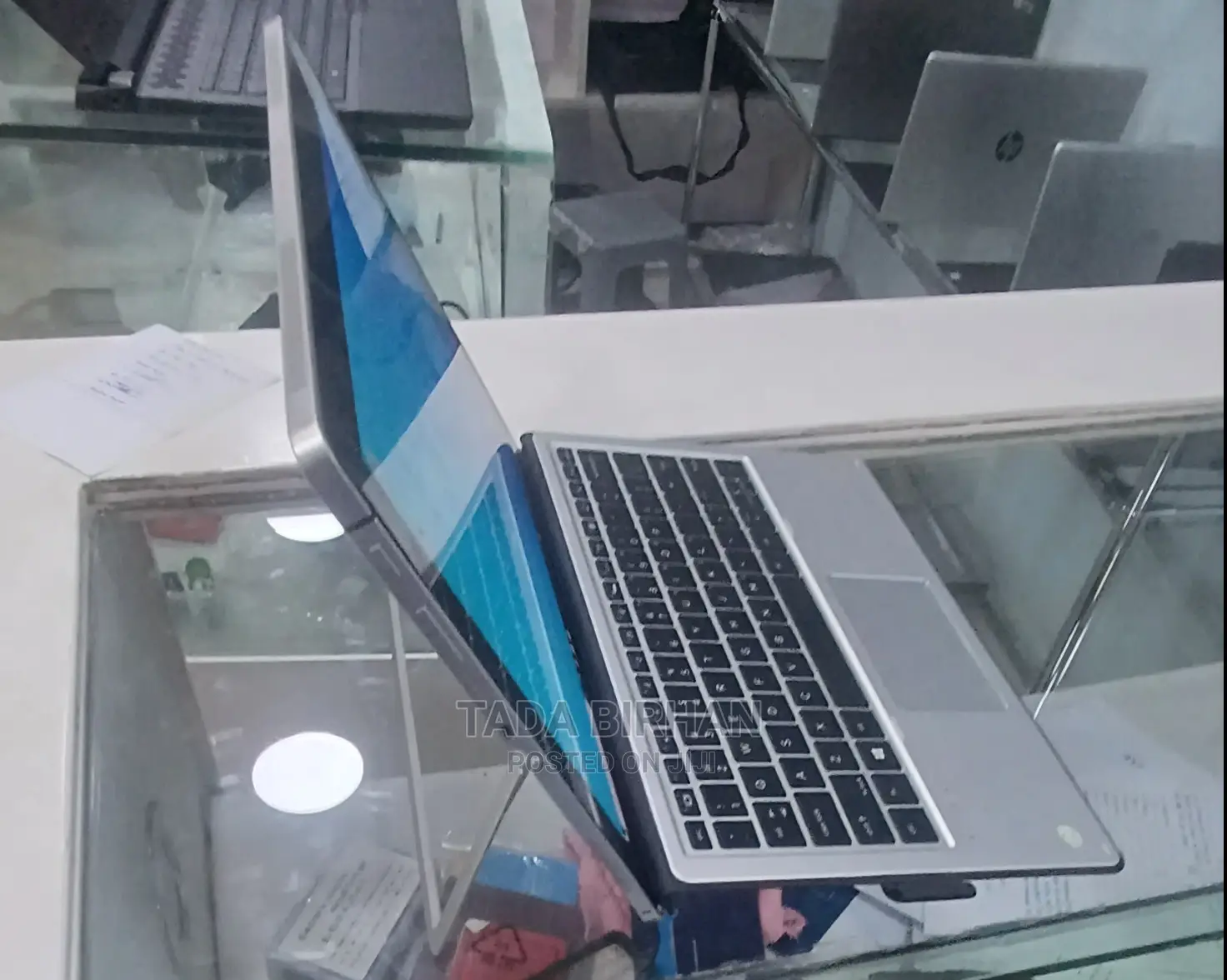 Laptop HP 14-Dq1025cl 256GB Intel Core I5 SSD 256GB