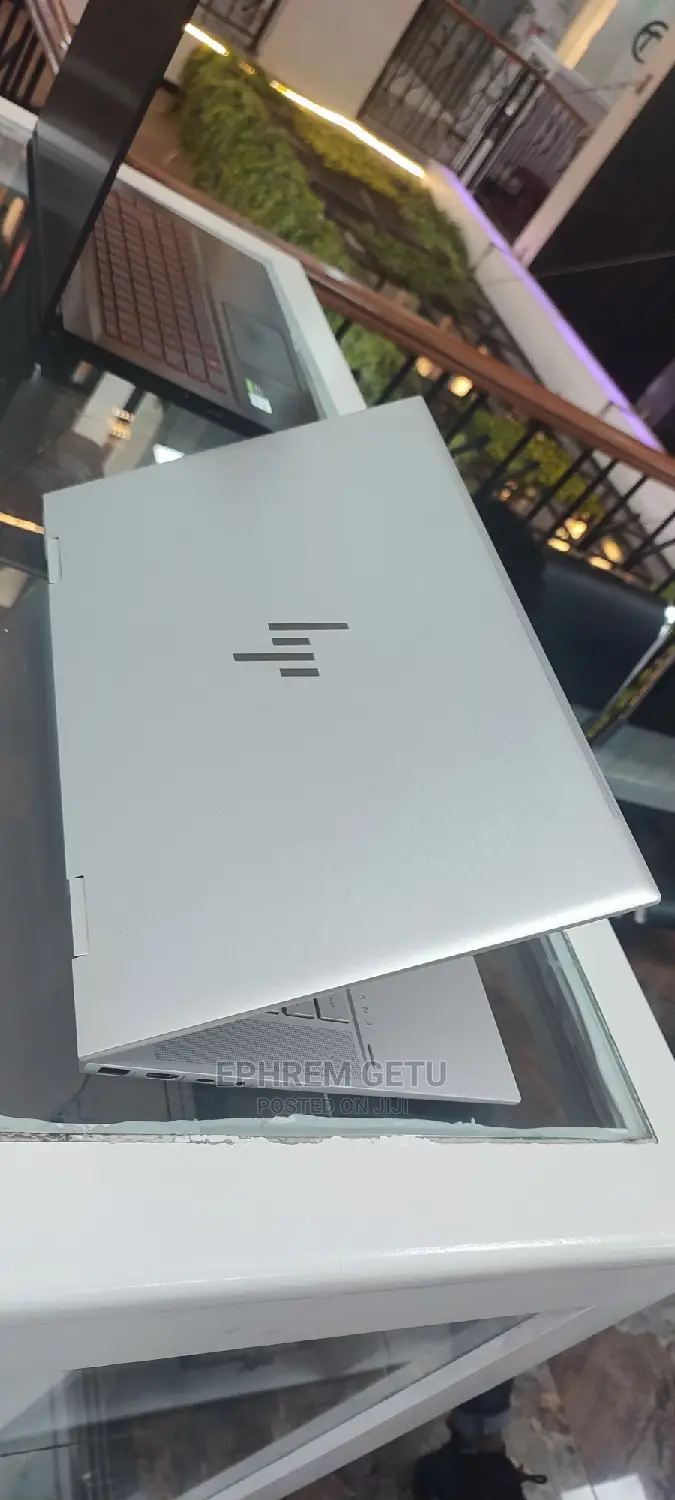 New Laptop HP Envy X360 16GB Intel Core I7 SSD 1T