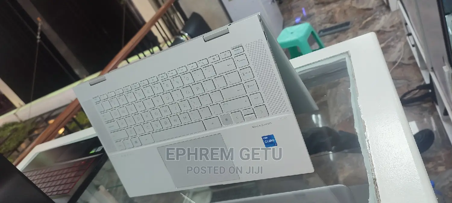 New Laptop HP Envy X360 16GB Intel Core I7 SSD 1T