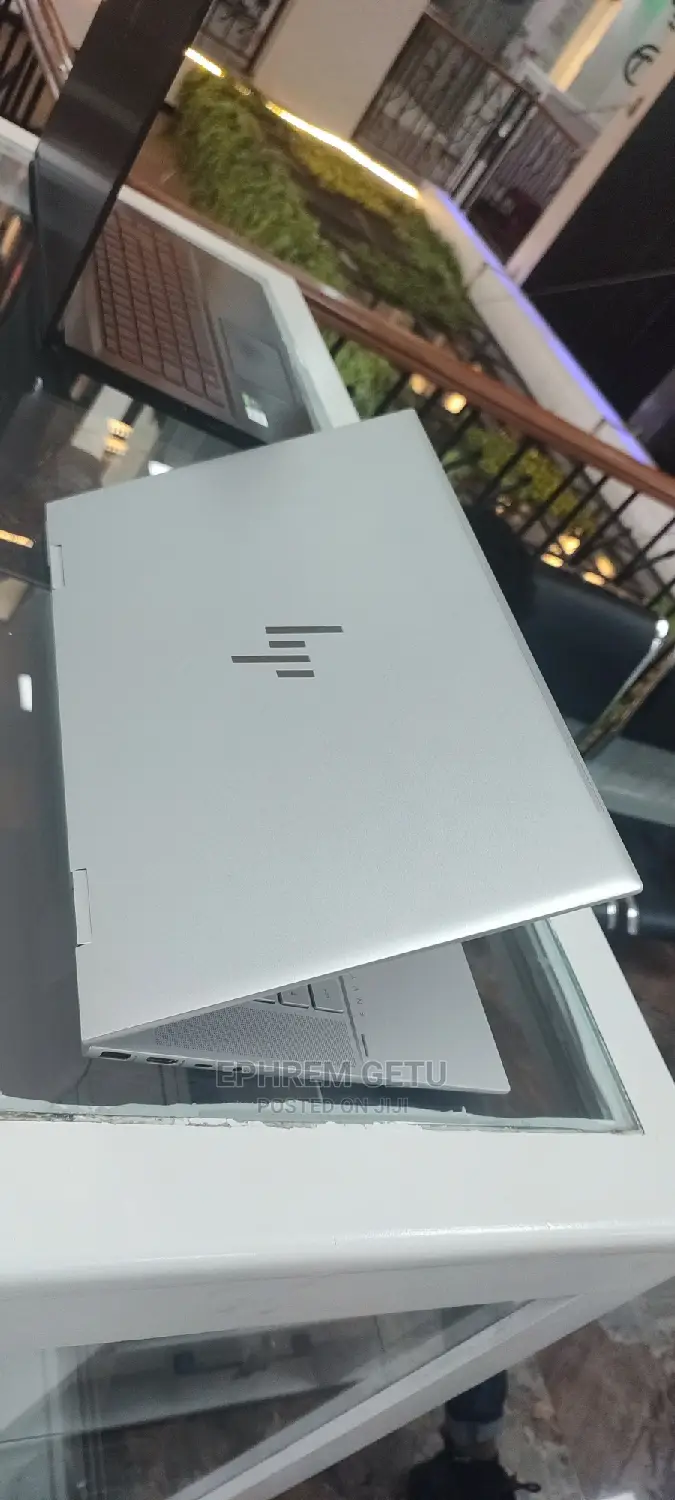 New Laptop HP Envy X360 16GB Intel Core I7 SSD 1T