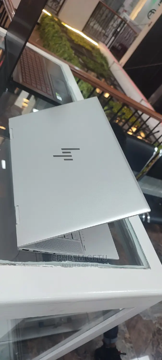 New Laptop HP Envy X360 16GB Intel Core I7 SSD 1T
