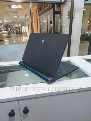New Laptop Alienware M17x R2 32GB Intel Core I7 SSD 1T