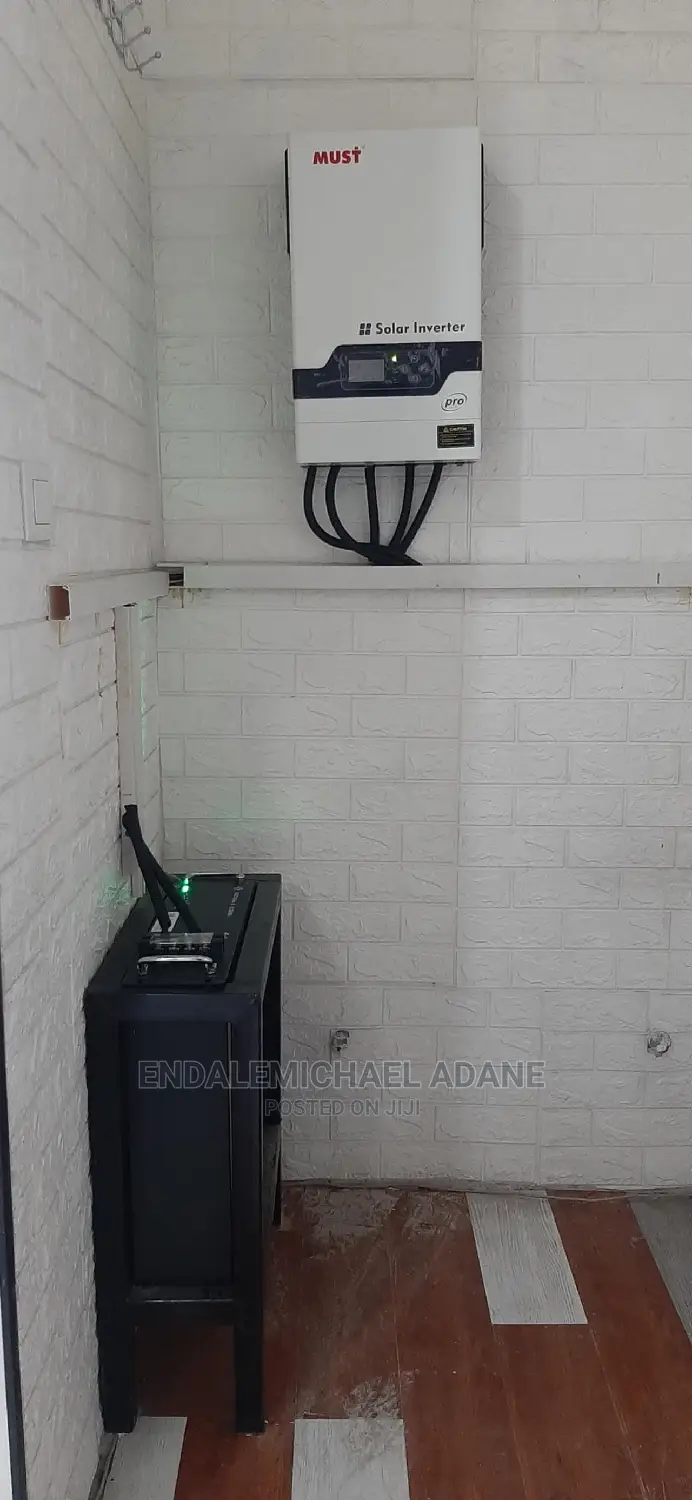 Rechargeable Solar Lithium_oin Battery