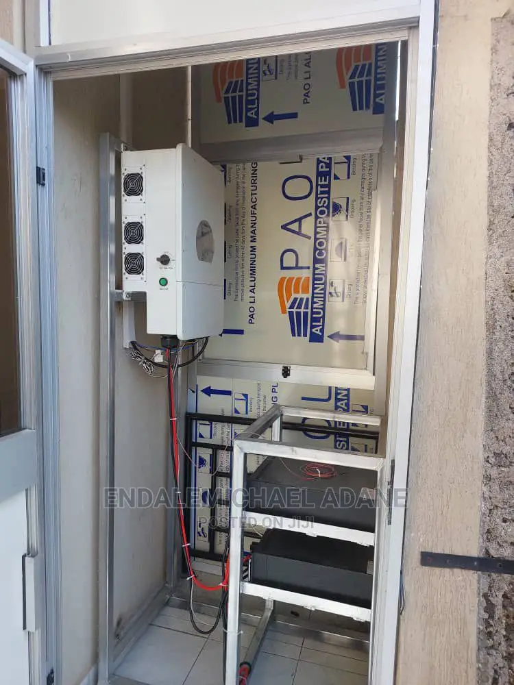 Rechargeable Solar Lithium_oin Battery