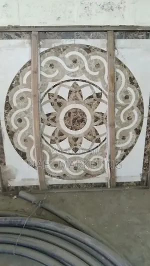 Center Pieces (120*120)Cm