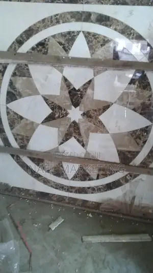 Center Pieces (120*120)Cm