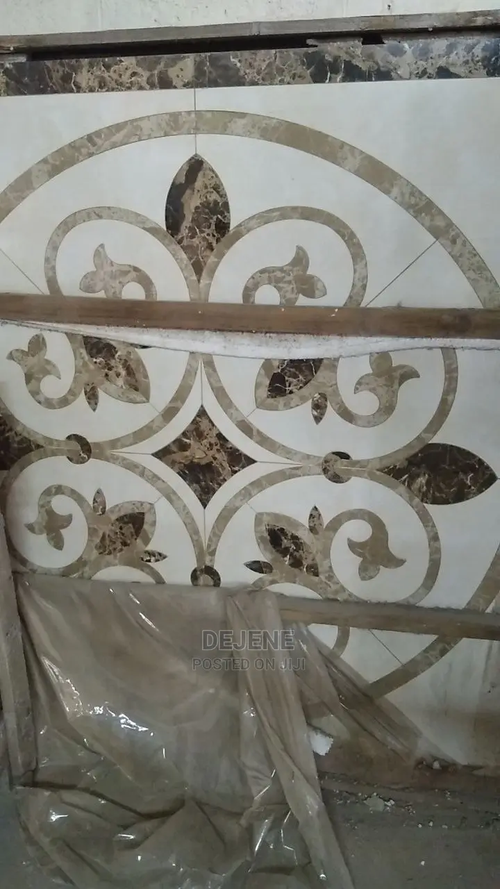 Center Pieces (120*120)Cm