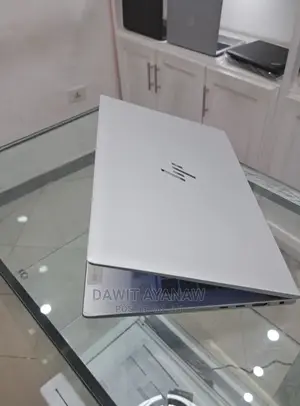 New Laptop HP EliteBook 830 16GB Intel Core I7 SSD 512GB