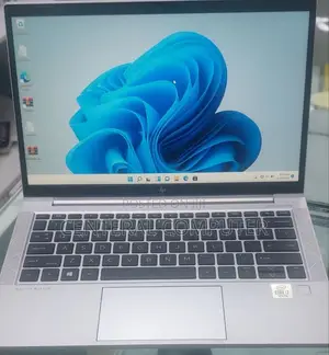 New Laptop HP EliteBook 830 G8 16GB Intel Core i7 SSD 512GB