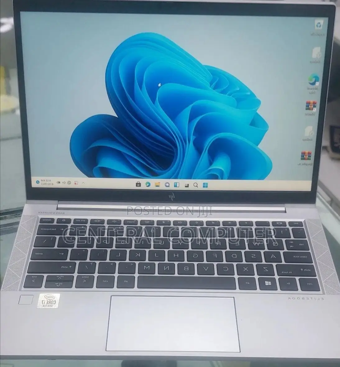 New Laptop HP EliteBook 830 G8 16GB Intel Core i7 SSD 512GB