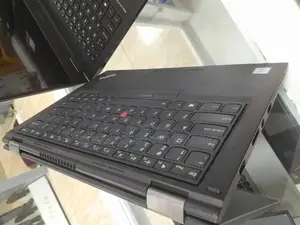 Photo - New Laptop Lenovo ThinkPad Yoga 8GB Intel Core I5 SSD 512GB