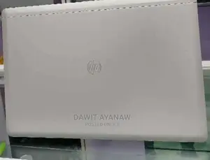 Photo - New Laptop HP EliteBook Folio G1 4GB Intel Core I5 HDD 500GB