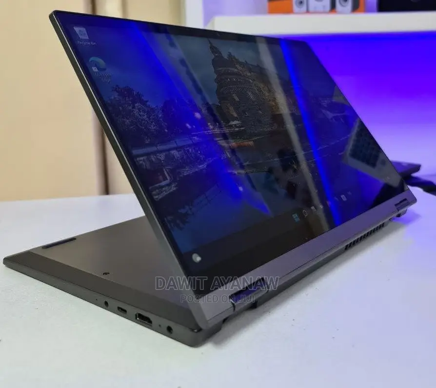 New Laptop Lenovo Flex 5 16GB AMD Ryzen 7 SSD 512GB