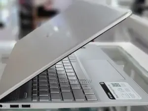 New Laptop HP Stream Notebook 12GB AMD Ryzen 5 SSD 256GB