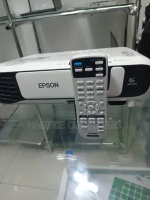 Brand New EPSON Projector Eb-S41
