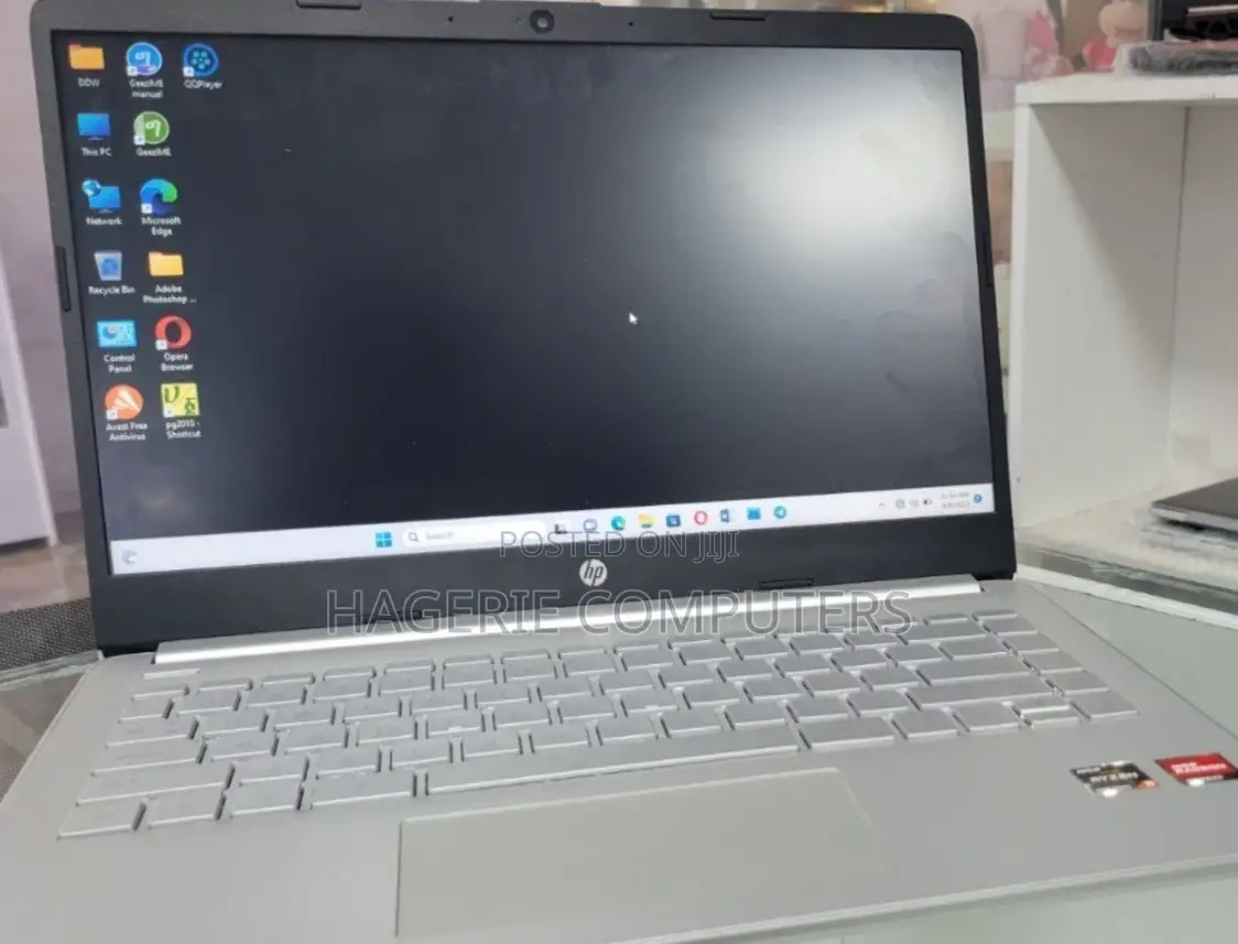 New Laptop HP Stream Notebook 8GB AMD Ryzen 3 SSD 512GB