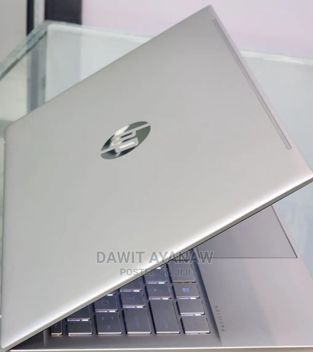 New Laptop HP Pavilion 15 8GB AMD Ryzen 5 SSD 512GB