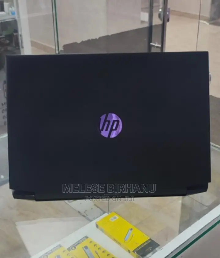 New Laptop HP Pavilion 15 8GB AMD Ryzen 5 SSD 512GB