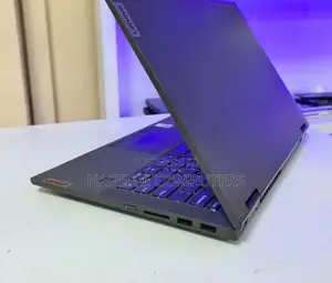 Photo - New Laptop Lenovo Flex 5 16GB AMD Ryzen 7 SSD 512GB