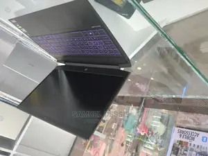 New Laptop HP Pavilion 15 8GB AMD Ryzen 5 SSD 512GB