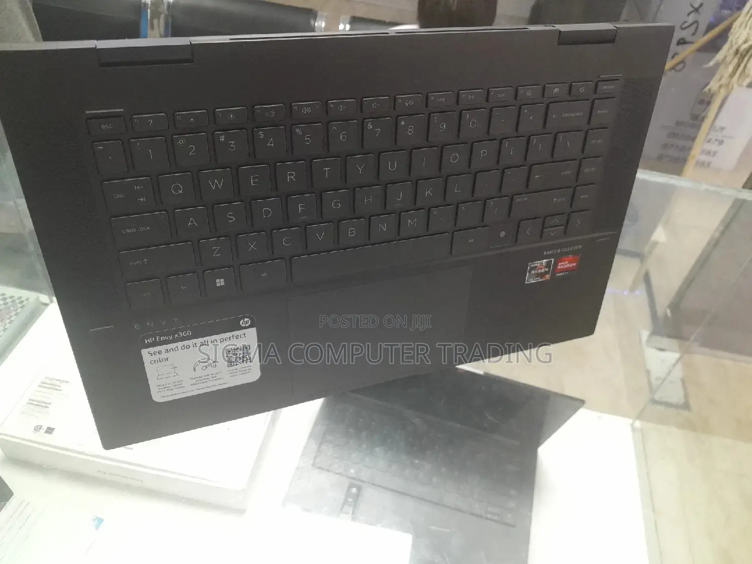 New Laptop HP Envy X360 16GB AMD Ryzen 7 SSD 512GB