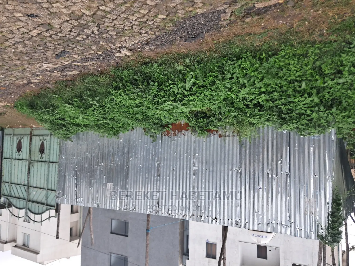 200ካሬ የመኖሪያ ሰርቪሰ ቤት