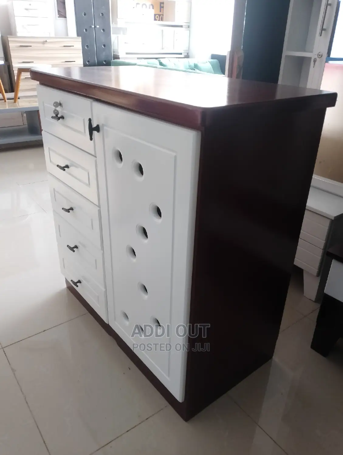 Drawers and Shoe Rack