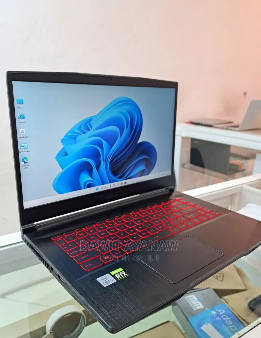 New Laptop MSI GF63 8GB Intel Core I7 SSD 512GB