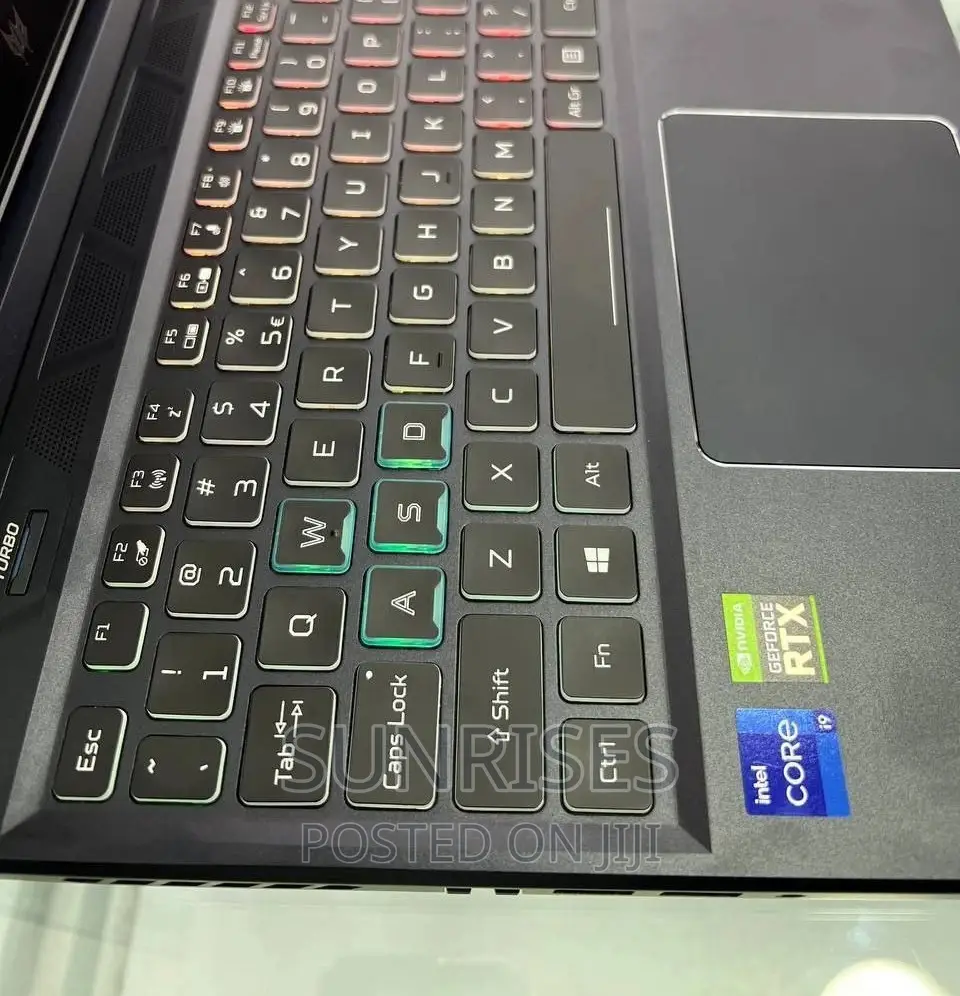 New Laptop Acer Predator Helios 300 16GB Intel Core I9 SSD 512GB