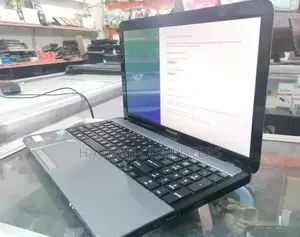 Photo - New Laptop Toshiba Satellite L850 4GB Intel Core I3 HDD 640GB