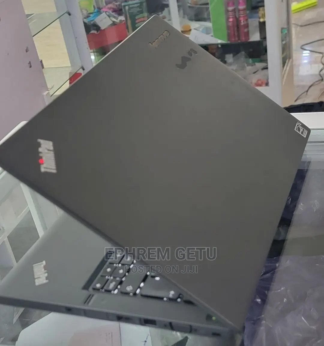 New Laptop Lenovo ThinkPad Yoga 12GB Intel Core I7 SSD 512GB