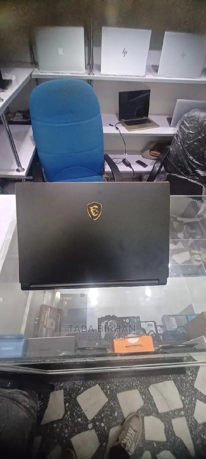 New Laptop MSI MSI Sword 15 16GB Intel Core I7 SSD 512GB