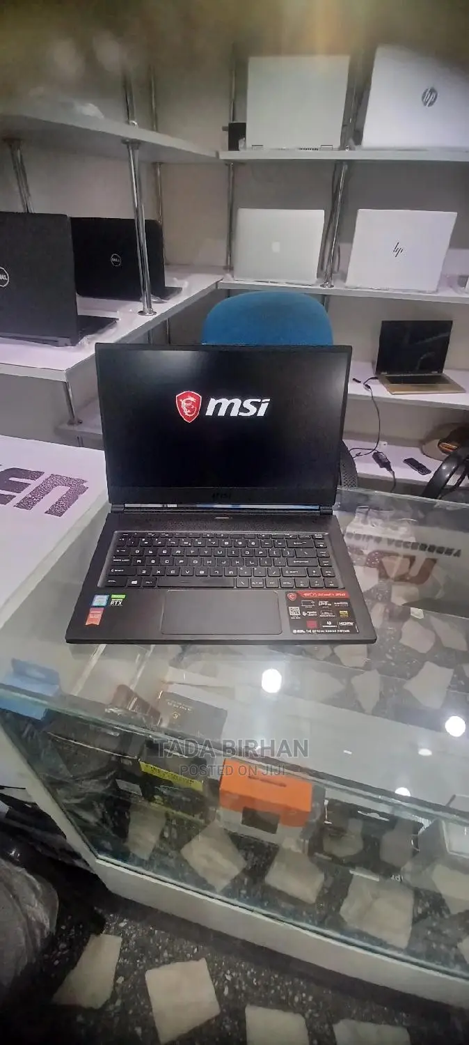 New Laptop MSI MSI Sword 15 16GB Intel Core I7 SSD 512GB