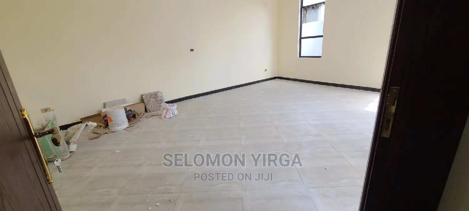 3bdrm Villa in Adids Abba, Bole for sale