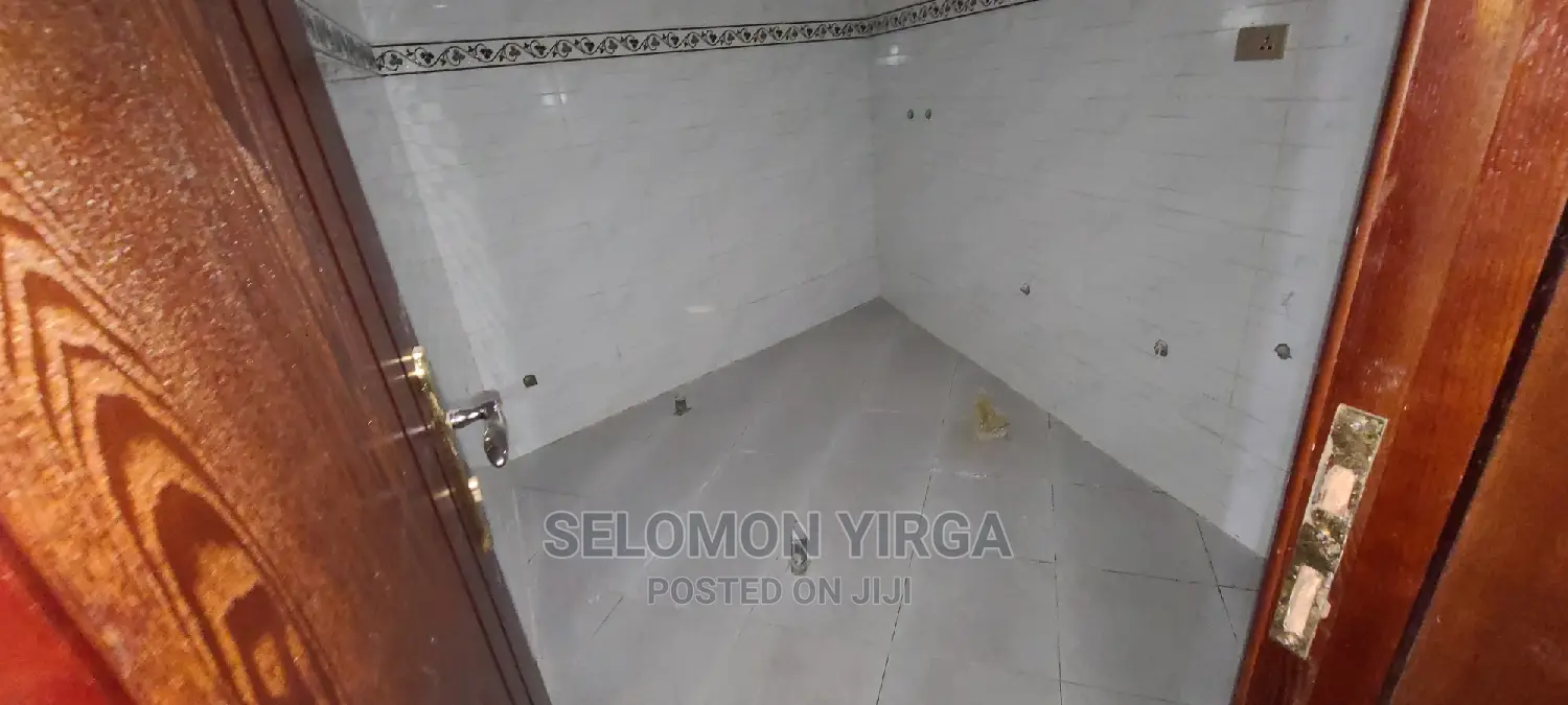 3bdrm Villa in Adids Abba, Bole for sale