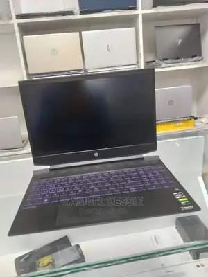 New Laptop HP Pavilion 15 8GB AMD Ryzen 5 SSD 512GB