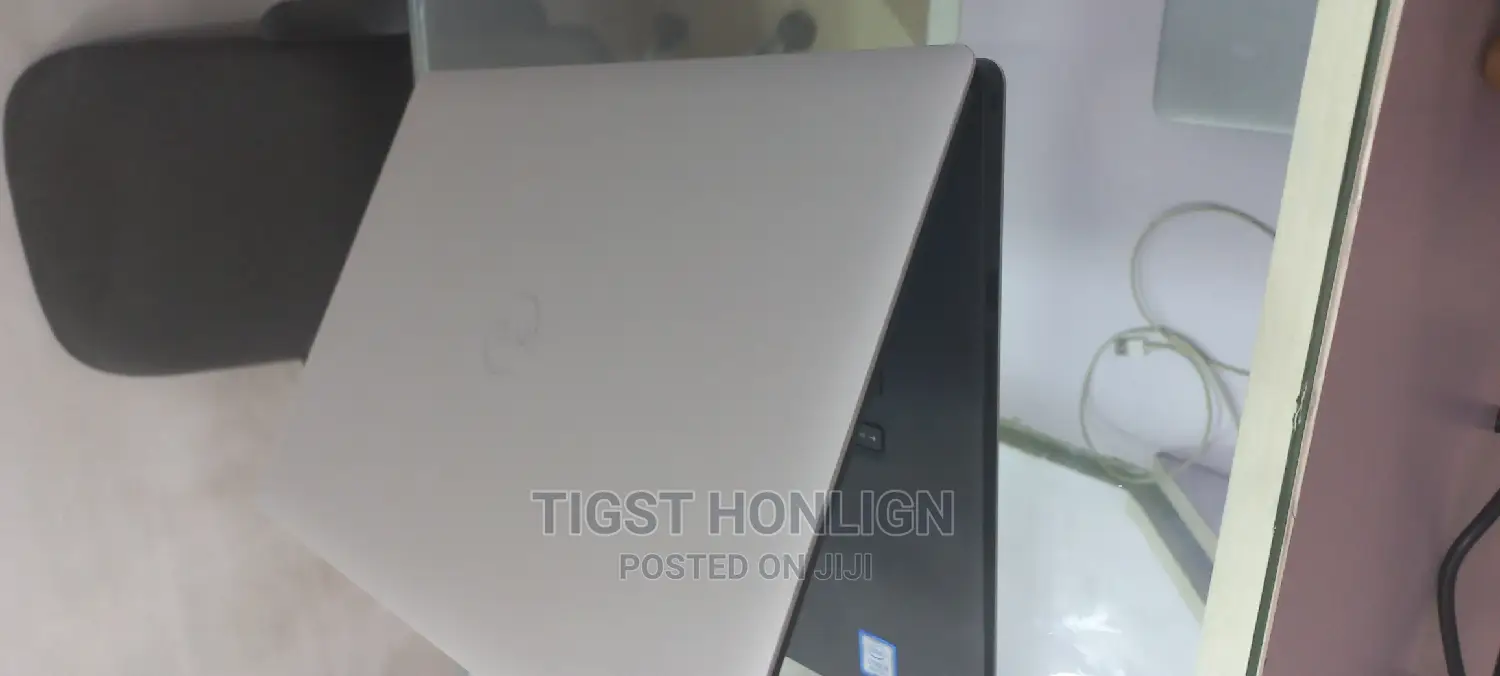 New Laptop Dell XPS 15 16GB Intel Core I5 SSD 512GB