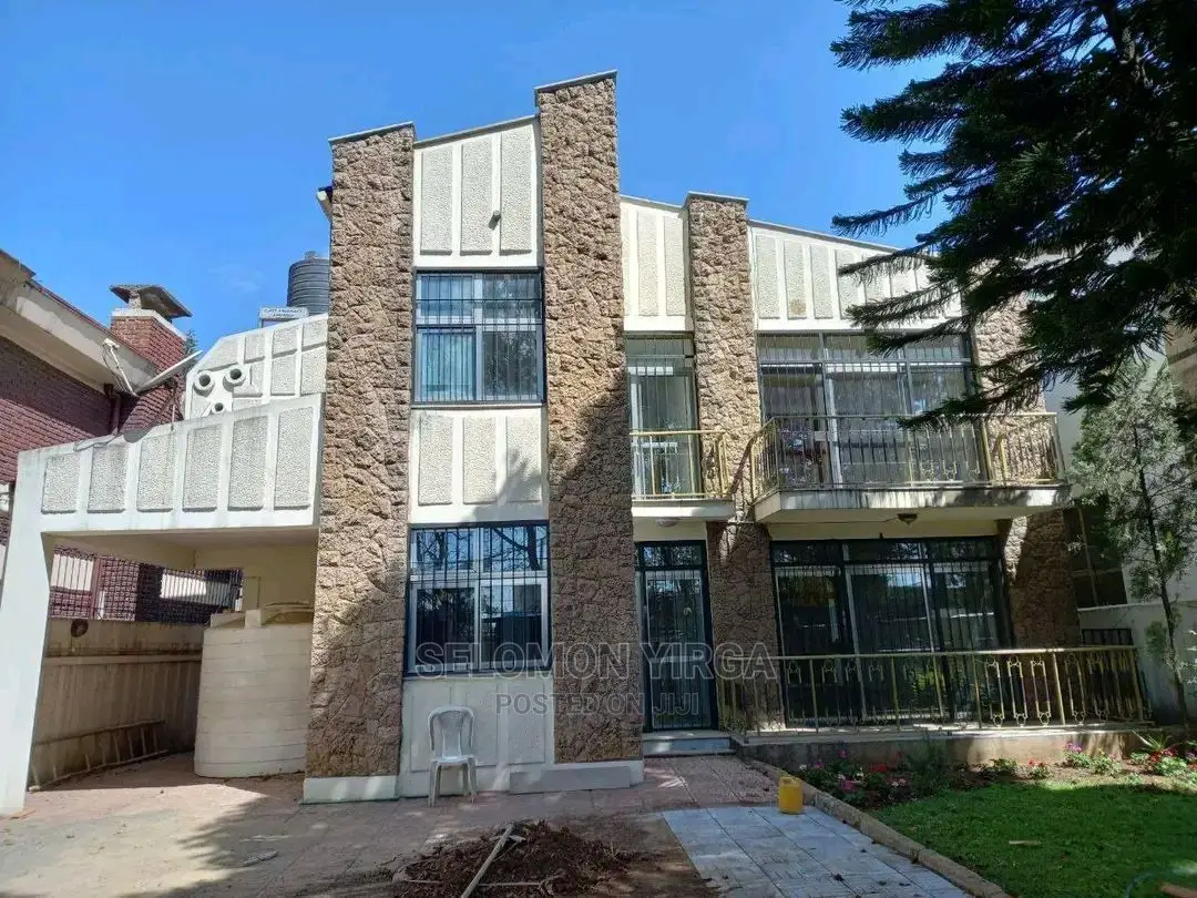 4bdrm House in አድስ አበባ, Bole for sale