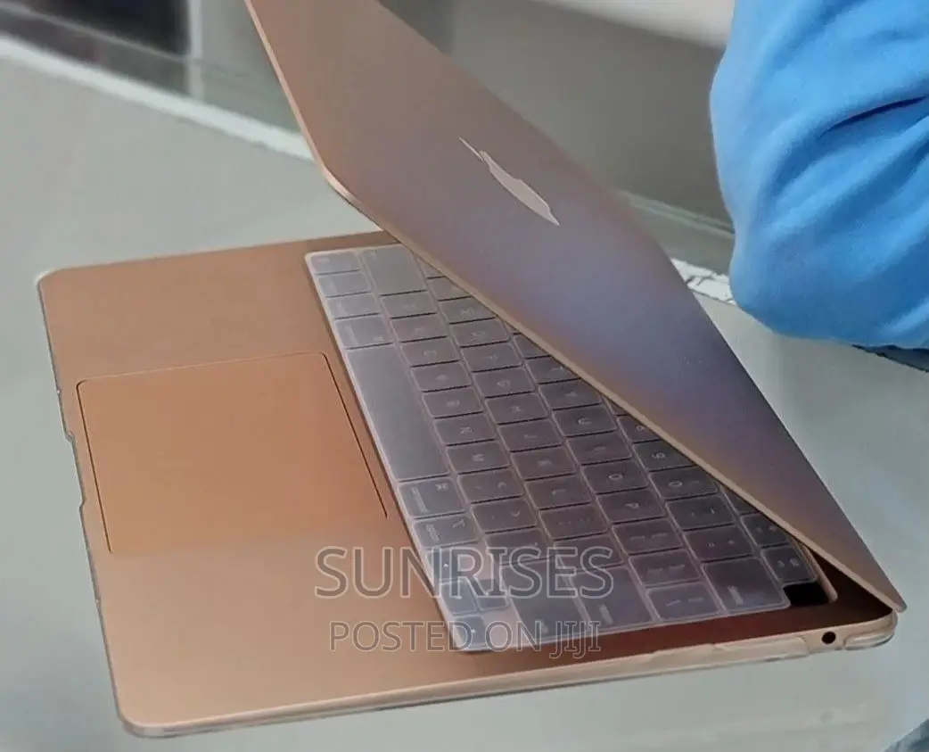 New Laptop Apple MacBook Air 2020 M1 8GB Apple M1 SSD 512GB