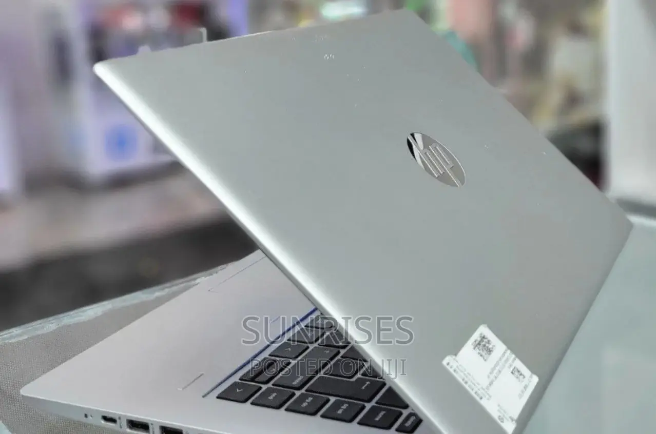 New Laptop HP ProBook 430 G5 8GB AMD Ryzen 5 SSD 256GB