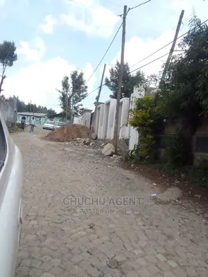 3bdrm House in Bole for sale