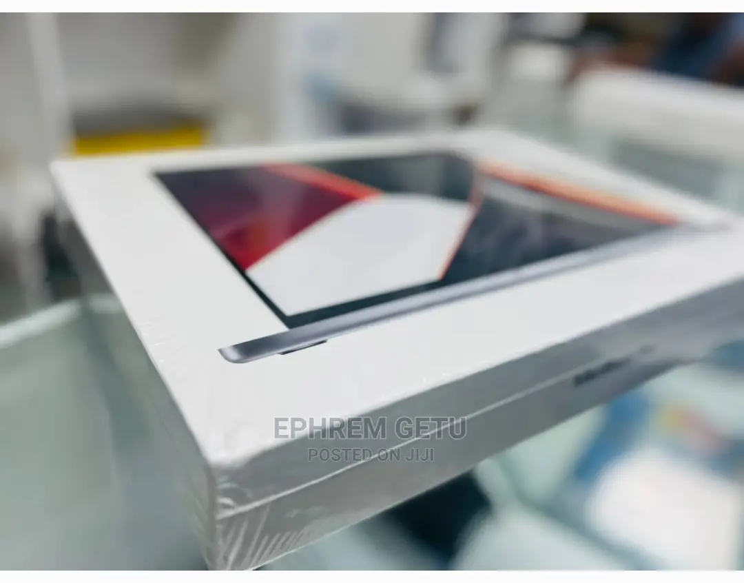 New Laptop Apple MacBook Pro M1 16GB Apple M1 Pro SSD 512GB